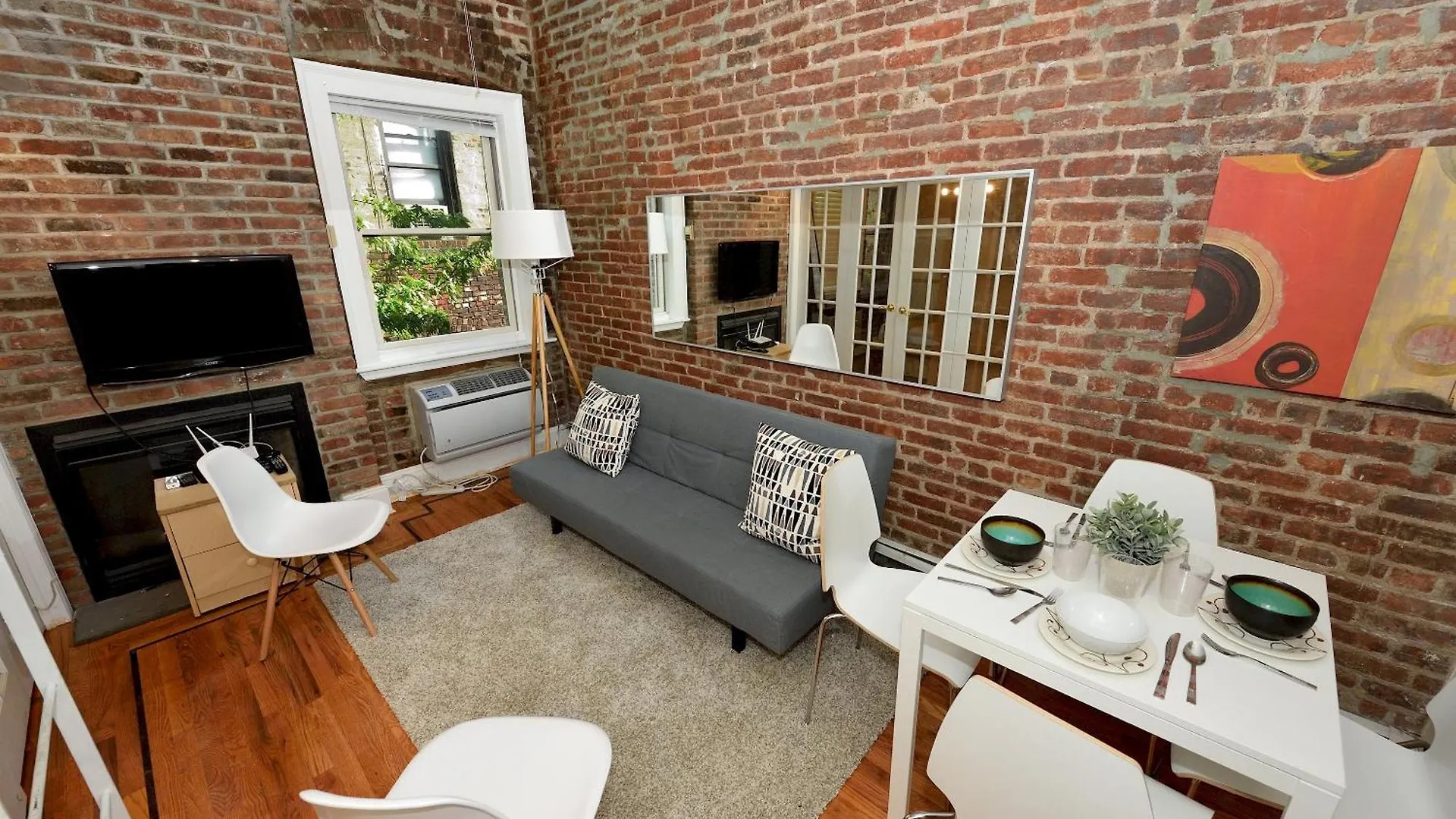 Charming 3-Bedroom Apartment In Midtown West New York