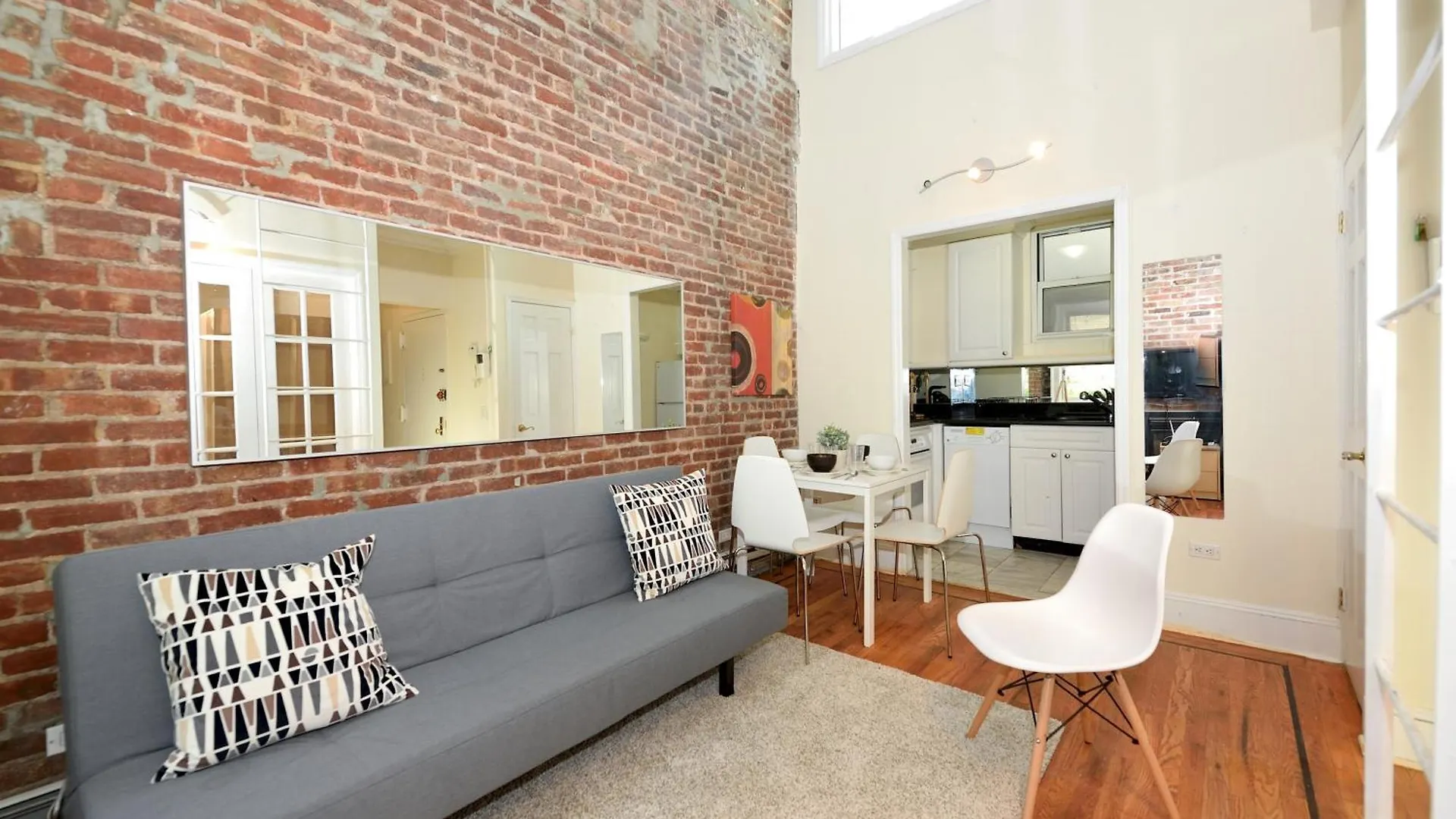 Charming 3-Bedroom Apartment In Midtown West New York