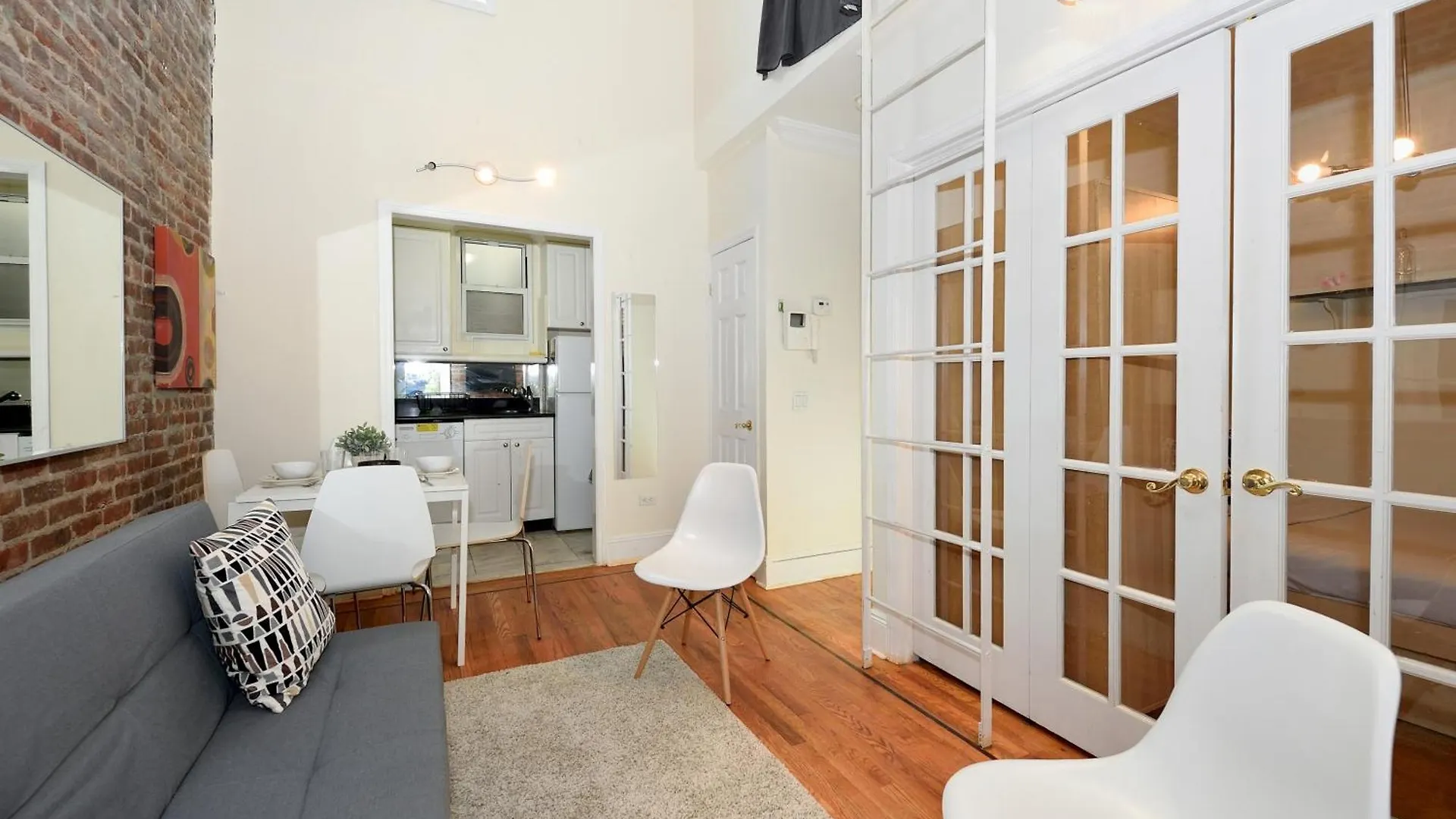 Charming 3-Bedroom Apartment In Midtown West New York United States