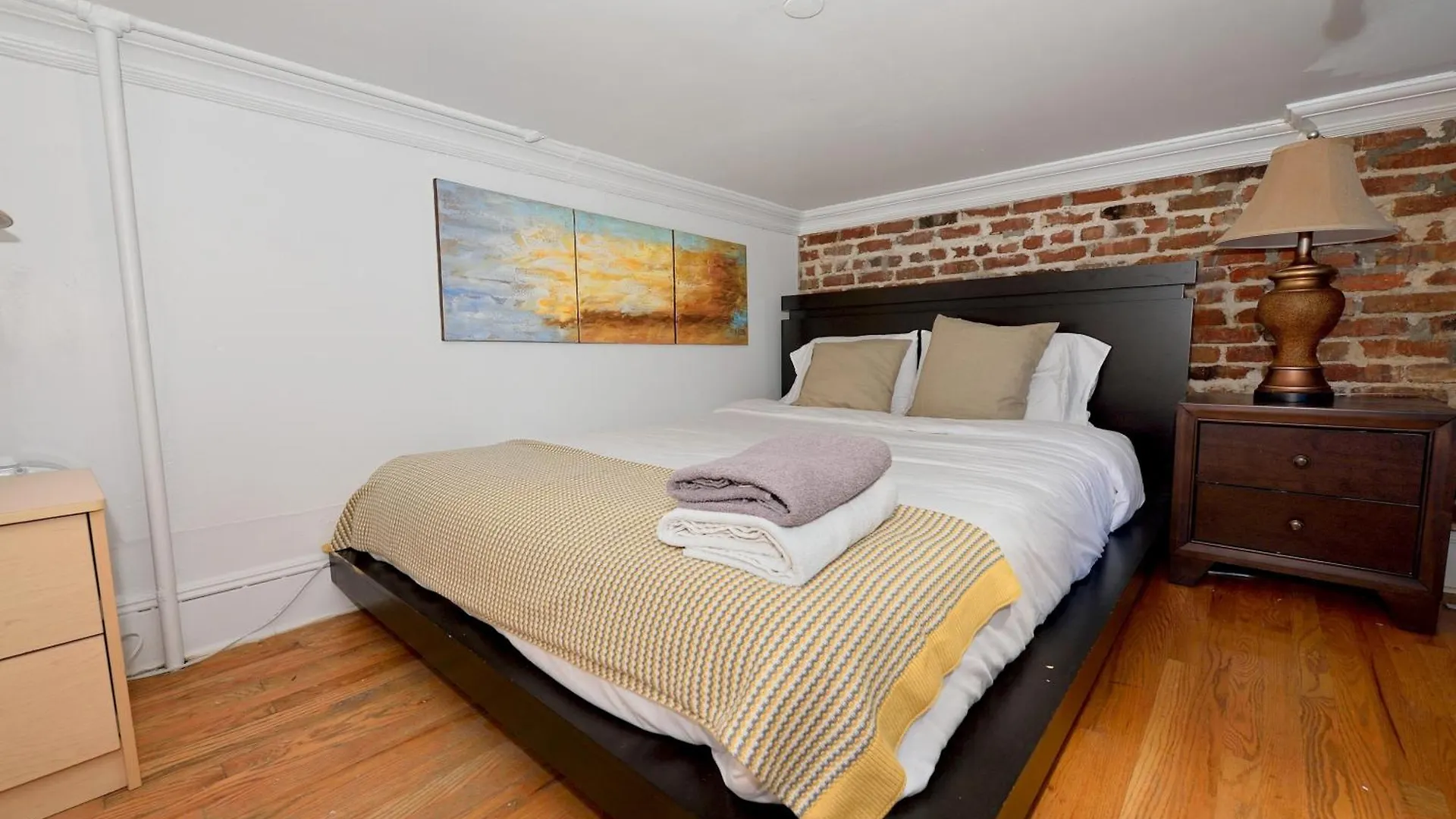 Charming 3-Bedroom Apartment In Midtown West New York