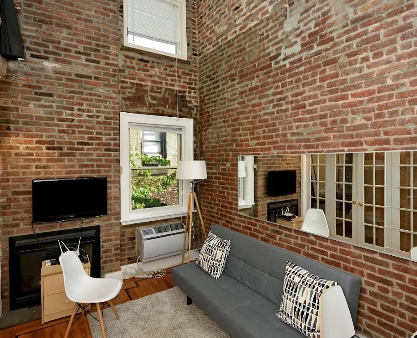 Charming 3-Bedroom Apartment In Midtown West New York